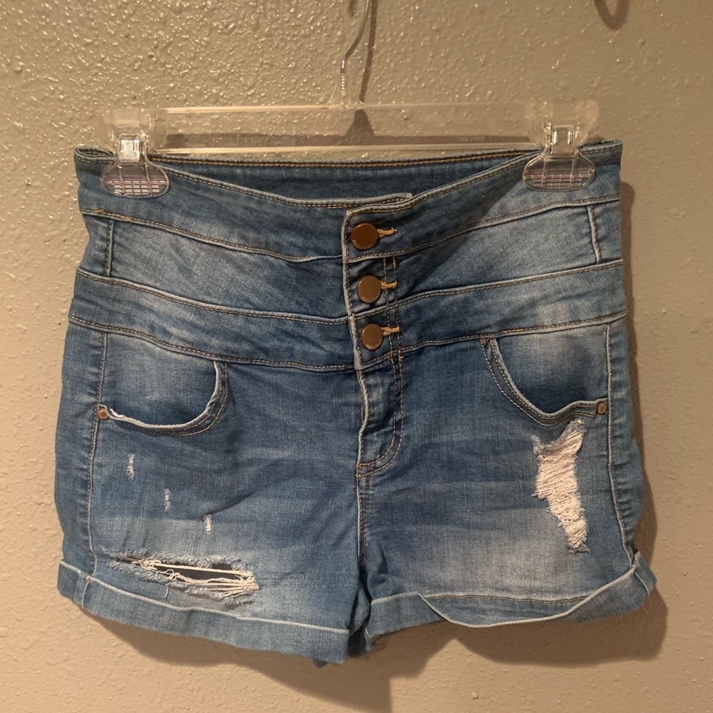 Highwaisted Tinseltown shorts